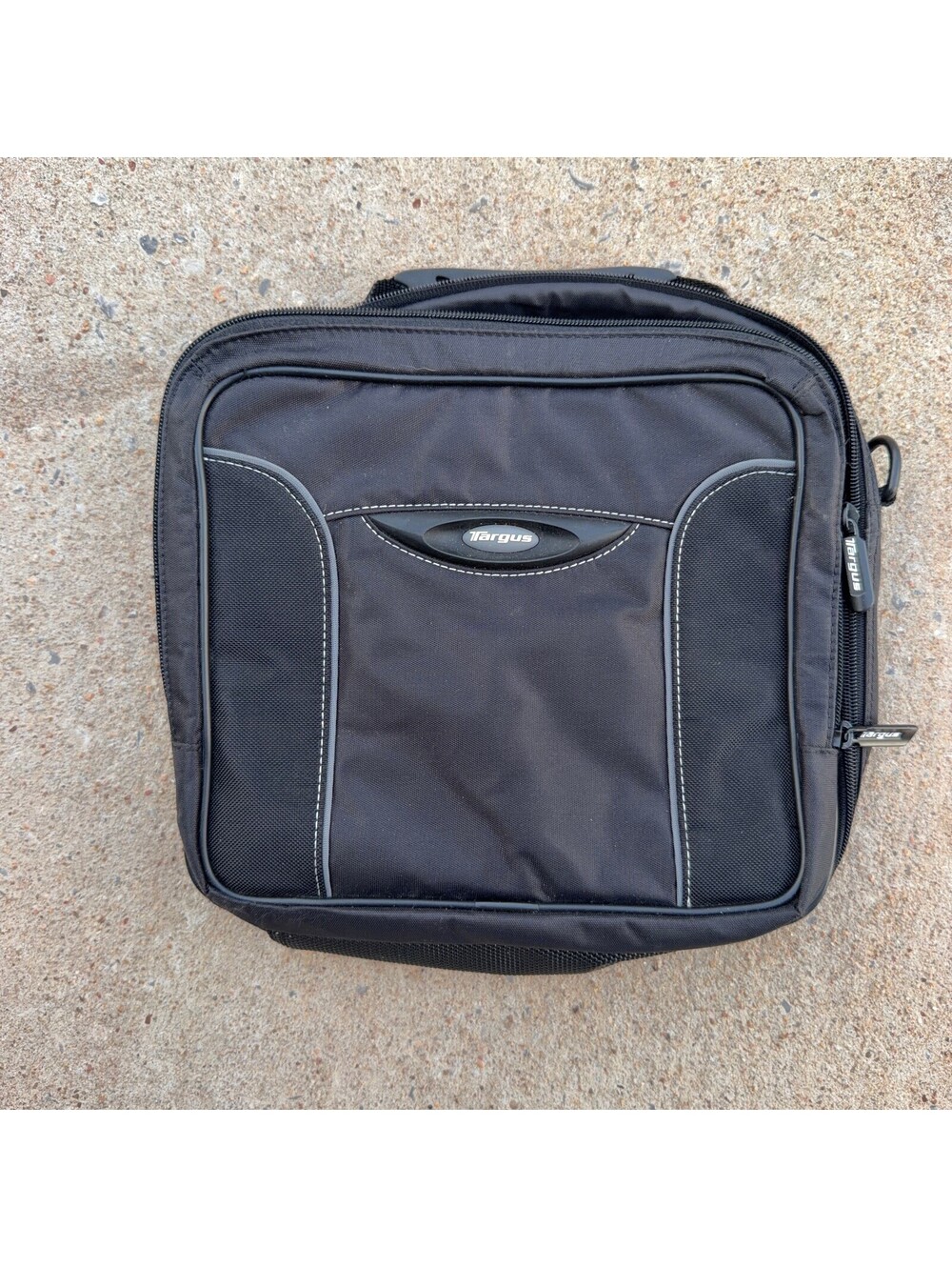Targus DVD401-10 Portable DVD Player Case Travel Bag Media Storage Organiser